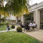 Ibis Centre 3*