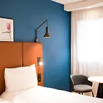 Ξενοδοχείο Ibis Centre 3*