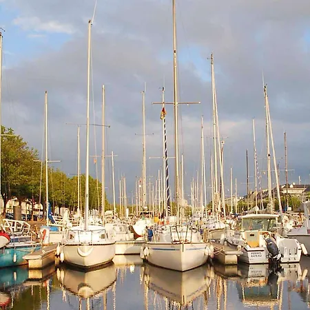 Ibis Port De Plaisance
