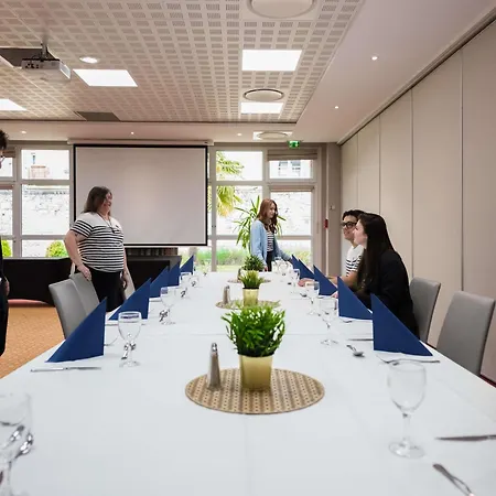 Hotel Ibis Port De Plaisance Caen