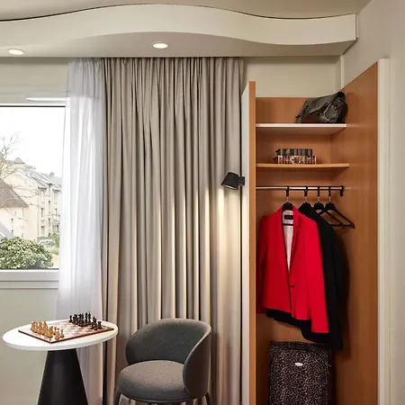 Ξενοδοχείο Ibis Port De Plaisance