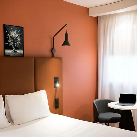 Ξενοδοχείο Ibis Port De Plaisance