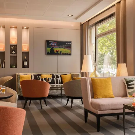 Ibis Centre カーン