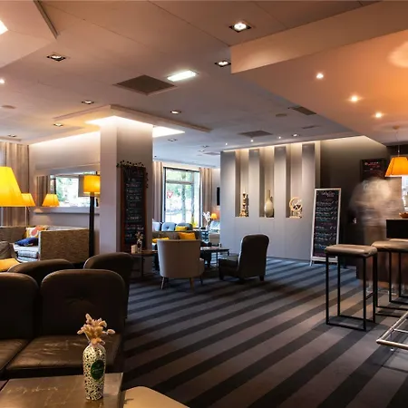 ホテル Ibis Centre カーン