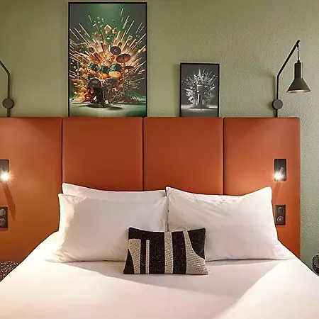 Hotel Ibis Centre 3*