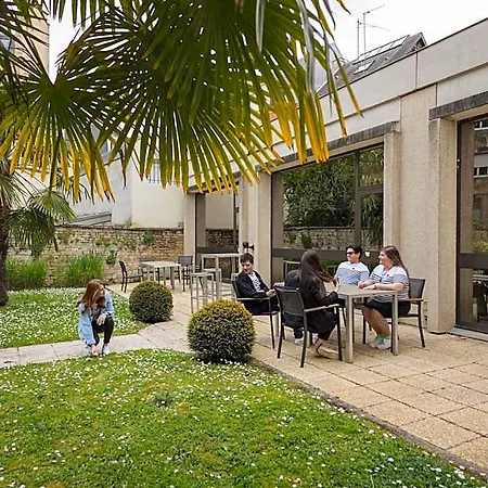 Ibis Centre Hotel