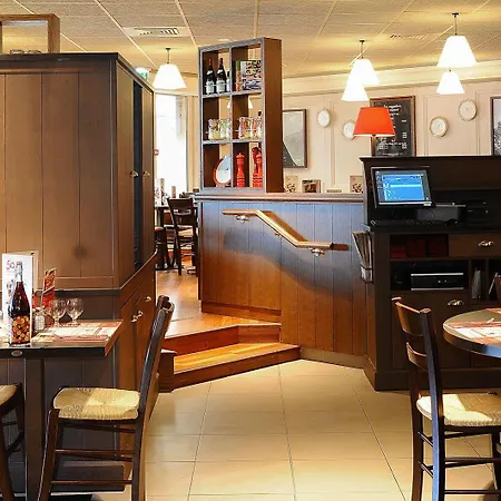 Ibis Port De Plaisance Hotel Caen