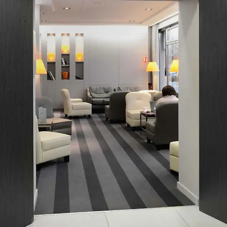 Hotel Ibis Port De Plaisance