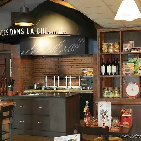 Ibis Port De Plaisance Hotel Caen