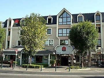 Hotel Ibis Port De Plaisance 3*