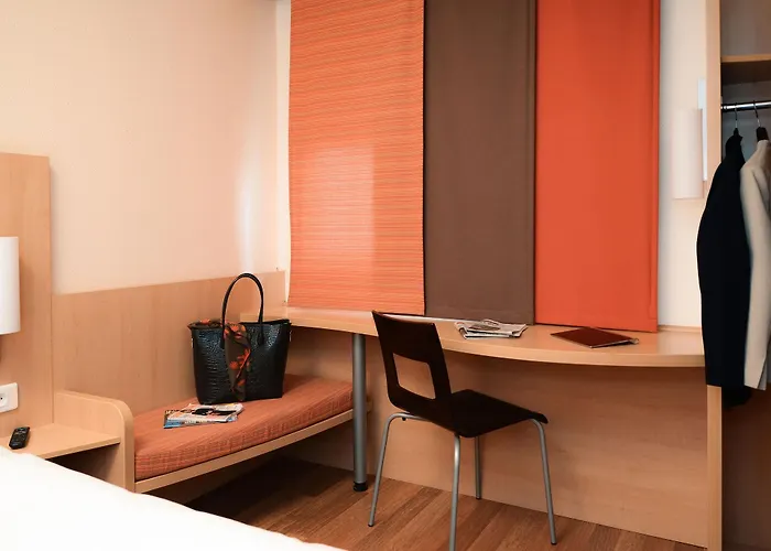 Hotel Ibis Centre 3*