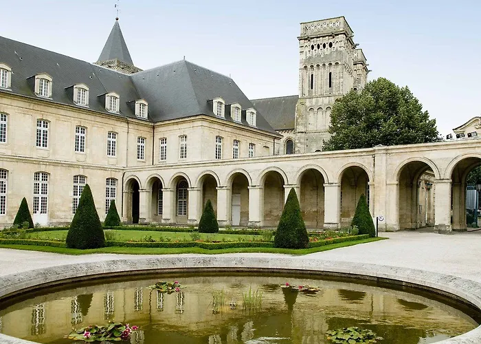 Ibis Centre Отель 3*